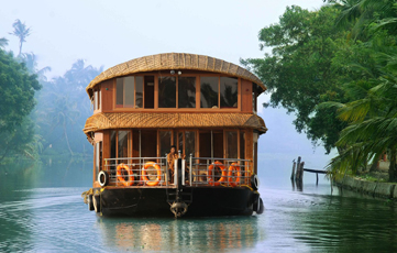 3 Bedroom Houseboat
